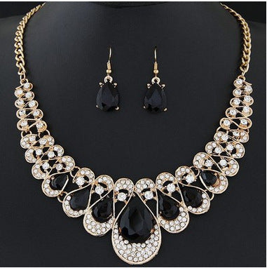 Necklace necklace earring set (Available)