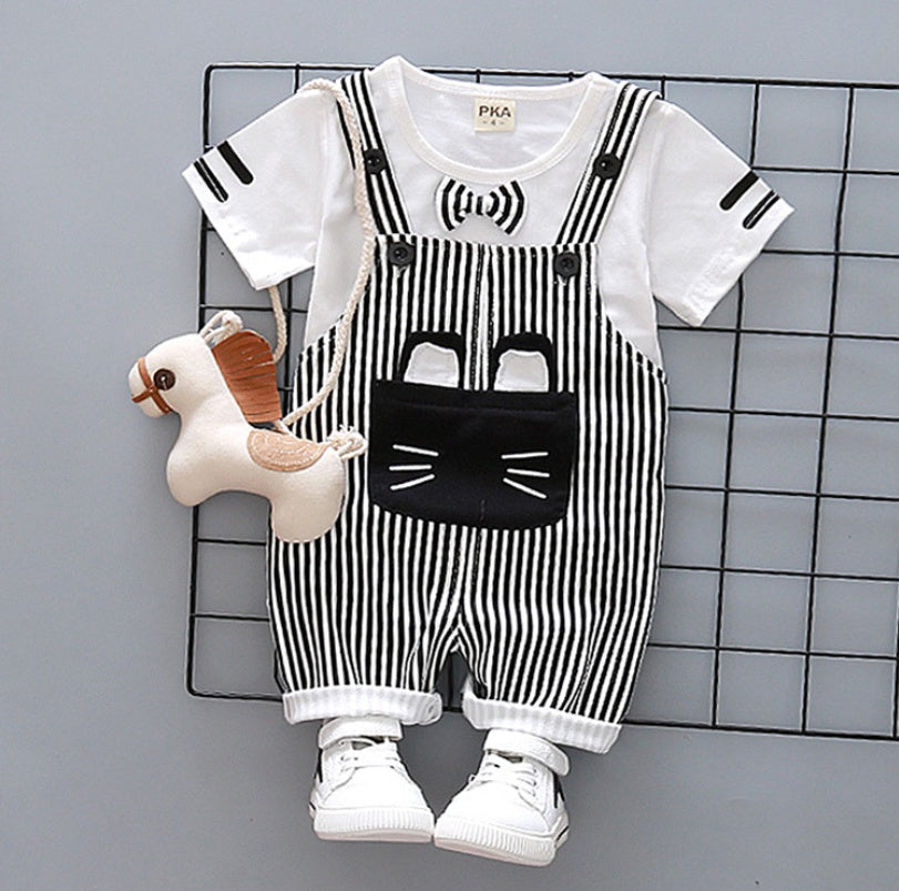 Factory direct handsome children's clothing Korean male baby cartoon strap two-piece suit cotton one generation