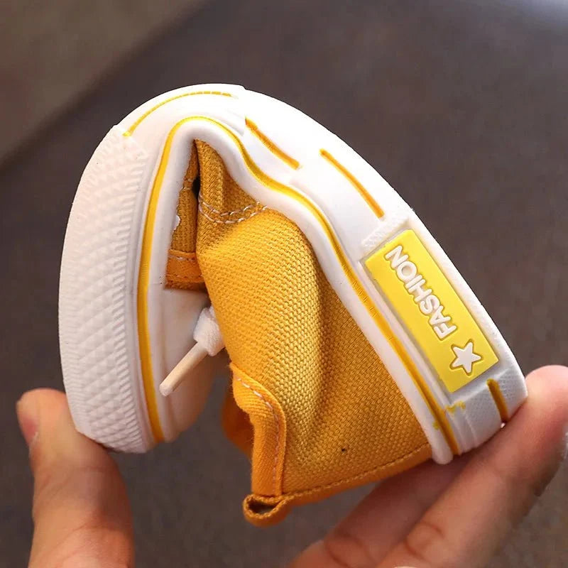 2025 New Children's Canvas Shoes Fashion Baby Board Shoes Girls' Breathable Single Shoes Boys' Casual Shoes (Available) - Mom & Kids