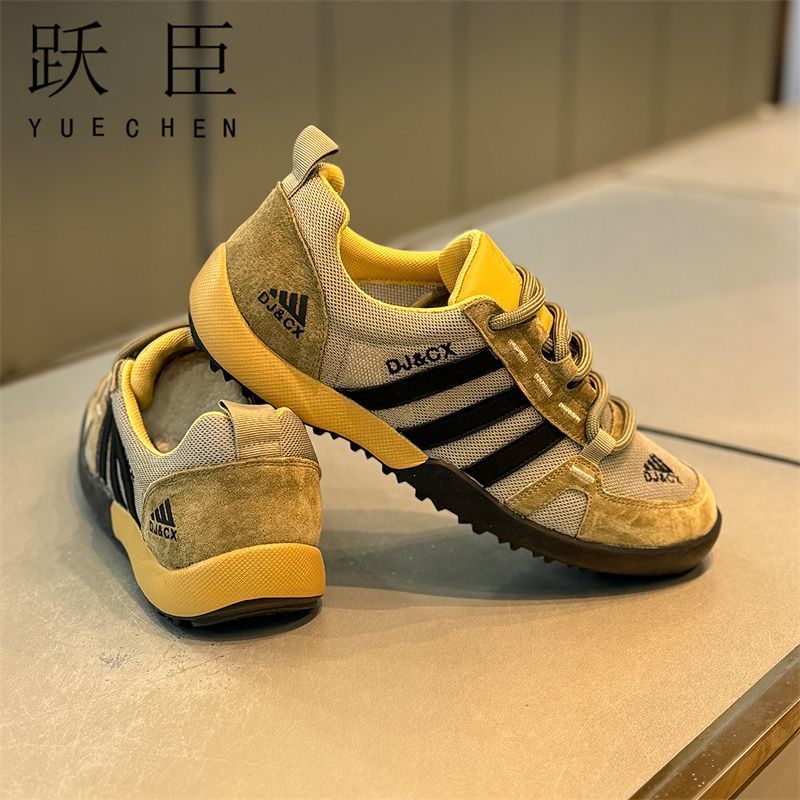 Men's Shoes Fashion Versatile Breathable Board Shoes Thick soled Trendy Casual Shoes  (Available)