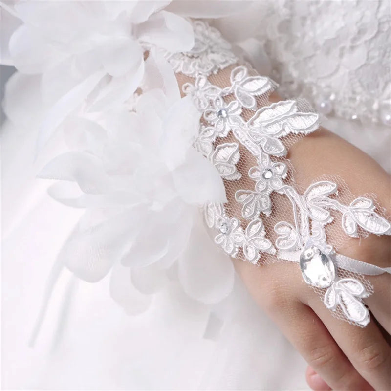 Girl Gloves Fingerless Wedding Gloves Lace Beaded Short Design Gloves For Bridal Wedding Accessories