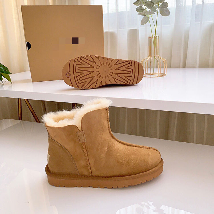 Newest Popular Women Classic Boots Ankle Short Fur Winter Brown Snow Boots For Women