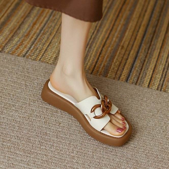 New Arrival Fashion Woman Thick Sole Sandal Outdoor Metal Buckle Square Toe Slippers Sexy Casual Shoes For Ladies