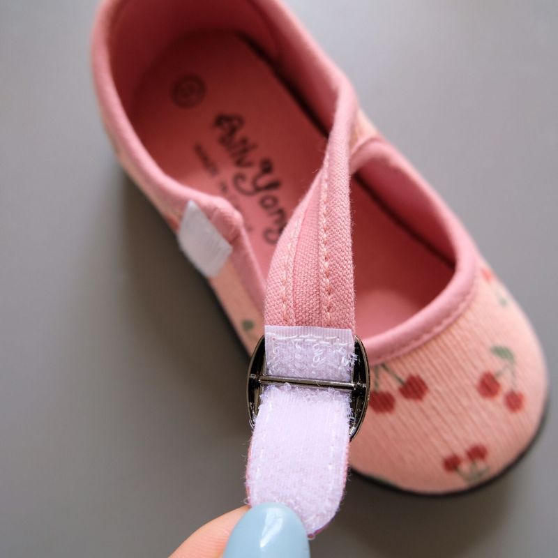 New Corduroy Floral Canvas Shoes Girls Square Mouth Indoor Shoes Soft Soled Non-slip Shoes