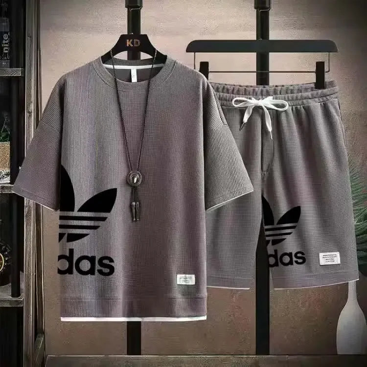 Summer  New Men's pullover sportswear Set, fashionable basketball men's casual short-sleeved T-shirt + shorts two-piece set
