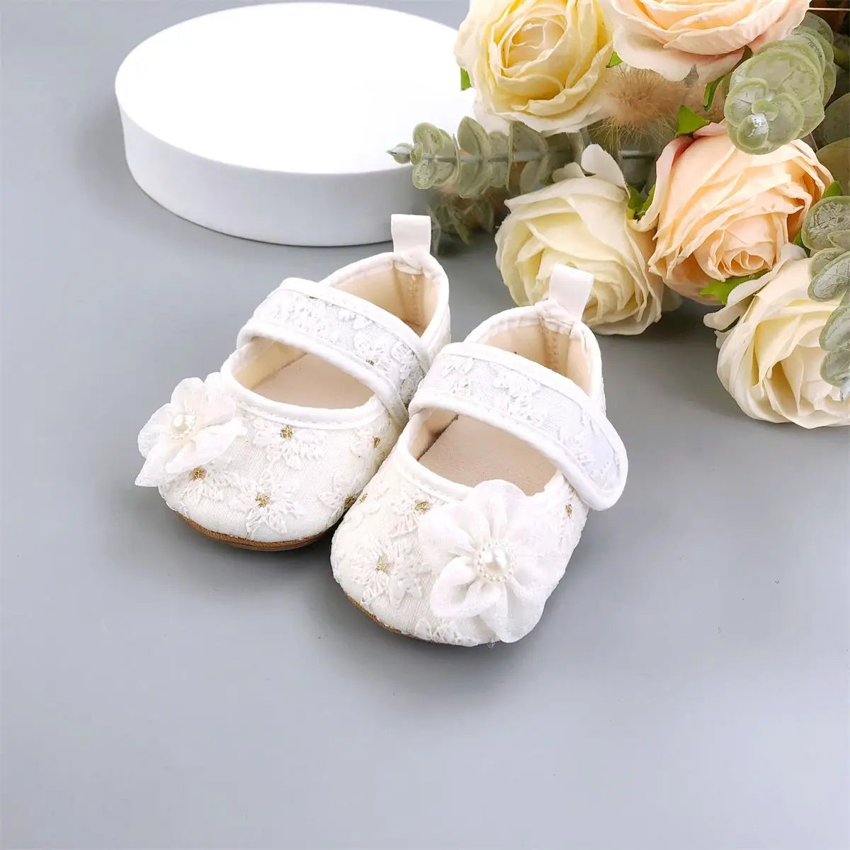 Spring and Summer Baby Soft Soled Comfortable Cloth Shoes 0-12 Months Baby Princess Shoes Anti Slip Walking Shoes