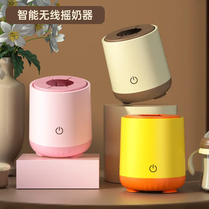 Baby automatic stirring milk powder, light and convenient electric milk shaker, intelligent charging milk shaker