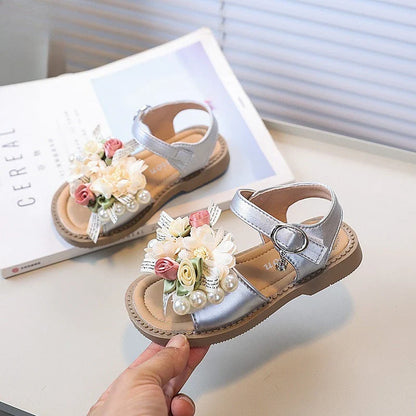 Summer Sandals New Fashion Simple Girl Shoe Flower Versatile Lightweight Flat Kid Shoes Anti Slip Comfort Soft Princess Shoes