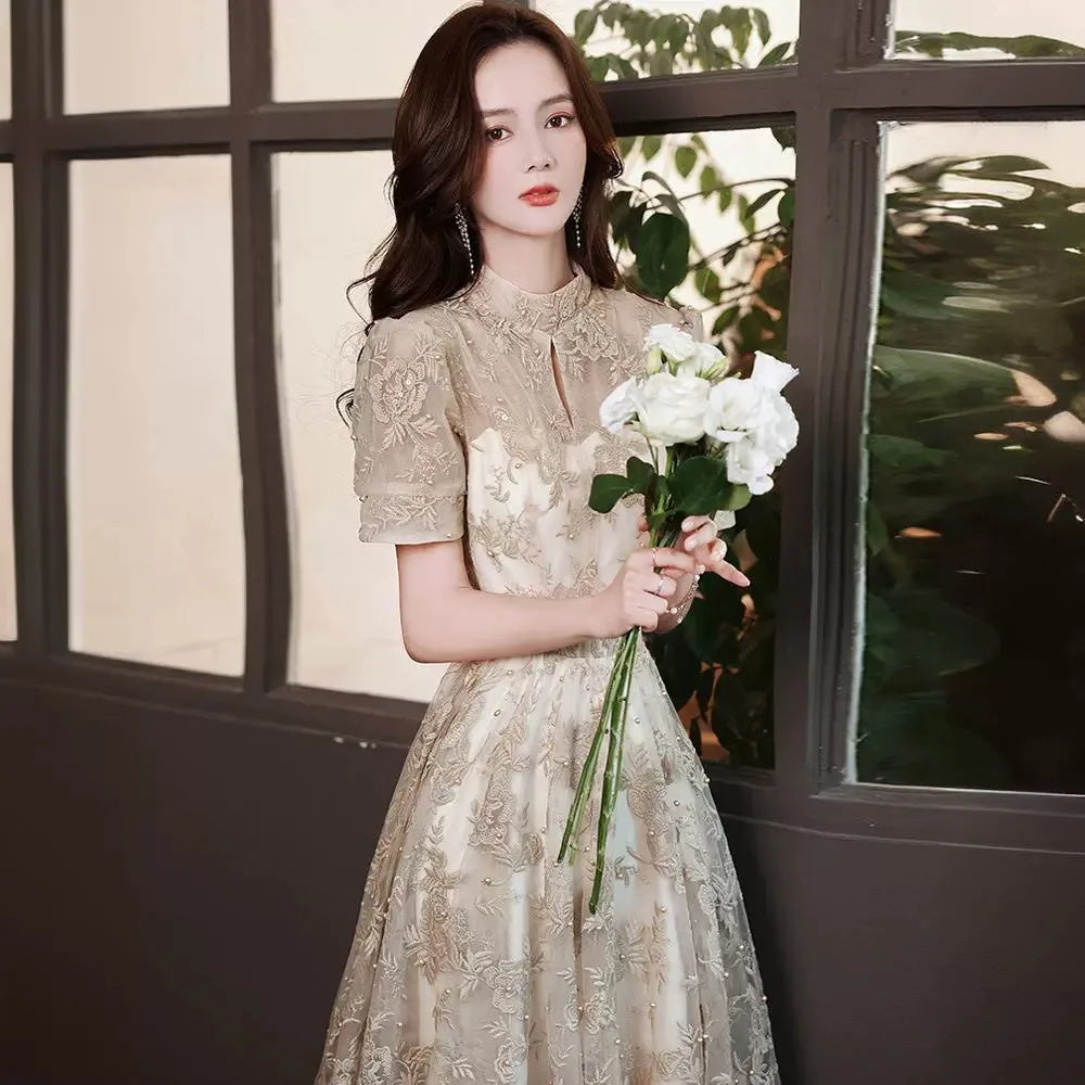 Elegant High Collar Evening Prom Bridesmaid Banquet Party Ball Dress Gown Short Sleeve Flower Embroidery Appliques Formal Dress