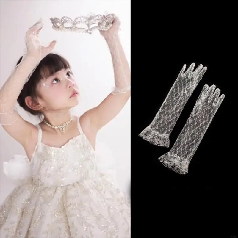 1 pair Lace Gloves for Little Kids Ages 3 to 12 Year Flower Girls Mittens White
