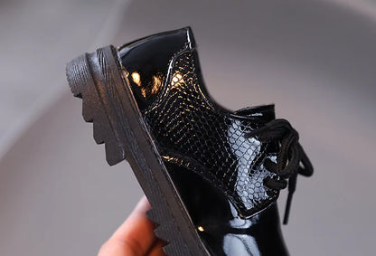 Spring Autumn Kids Shoes Solid Black Children's Fashion Casual Kids Shiny PU Little Boy Leather Shoes Toddler Lace-up Mary Janes