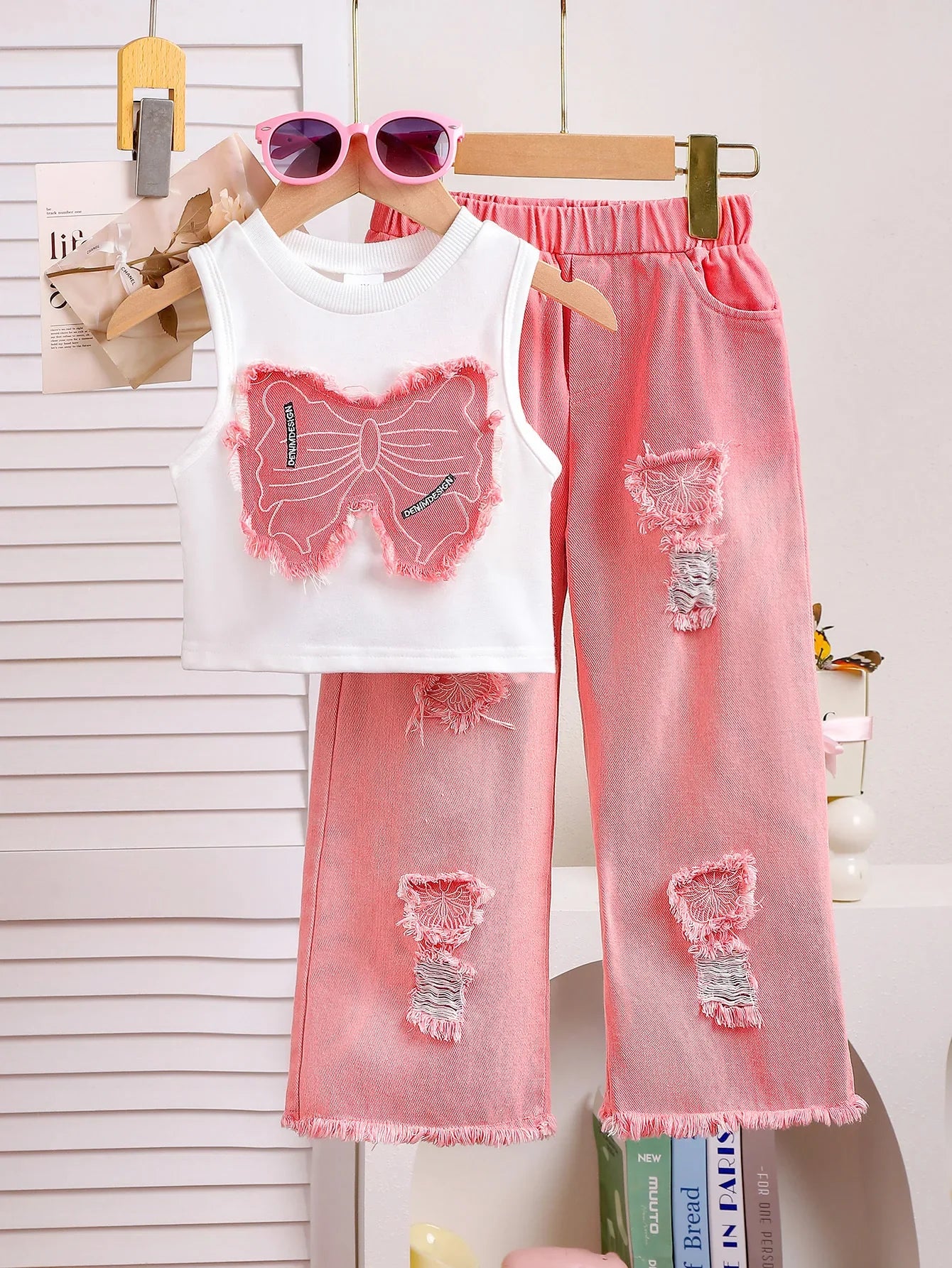 Unique Kid Set Summer Girl Sleeveless Applique Bow Camisole Top Ripped Denim Pants Two-Piece Children Suit Casual Comfortable