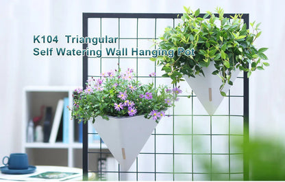 Fashion Triangular Wall Mounted Flower Pots Self Watering Hanging Basin for Plants Lazy Flowerpot Office Home Garden Accessories