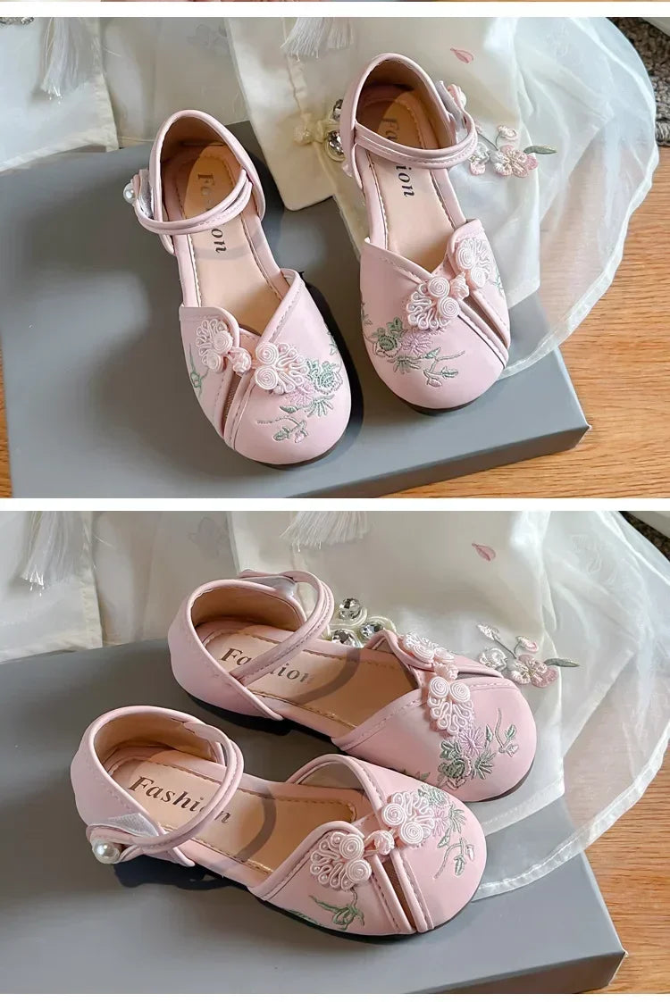 Girls Princess Shoes Hanfu Chinese Style Embroidered Kids Half Sandals for Summer Children Leather Shoes Sweet Soft Sole