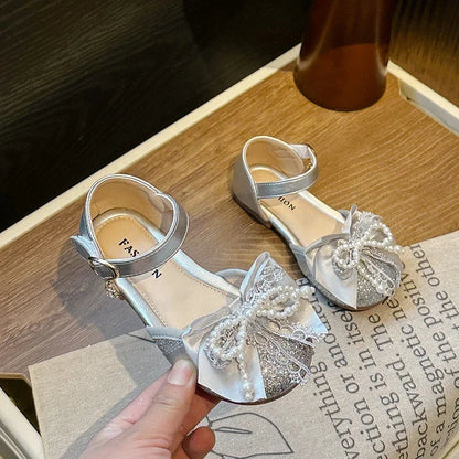 Children's Summer Sandals Toddlers Catwalk Versatile Princess Girl Shoe Summer Beading Bowknot Kids Fashion Dress Flat Sandals
