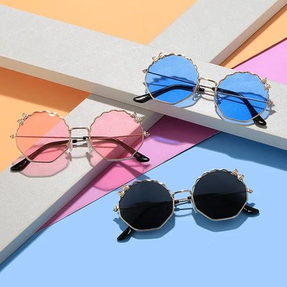 Summer Fashion Kids Sunglasses Trendy Bowknot Metal Frame Sun Glasses for Boys Girls Outdoor Anti UV Eyewear UV400