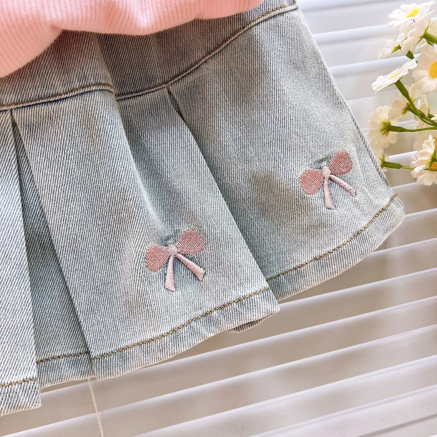 Children's Clothing Sets Cartoon Embroidered Lapel Sleeveless Top + Bow Embroidered Denim Skirt 2pcs Baby Girl Outfit Set