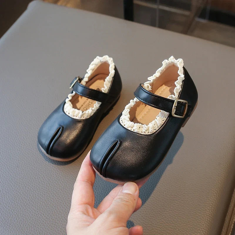 Children's Flats Simple Lolita Girls Princess Leather Shoes Walking Versatile Sweet Pleated Kids Causal Fashion Shoes