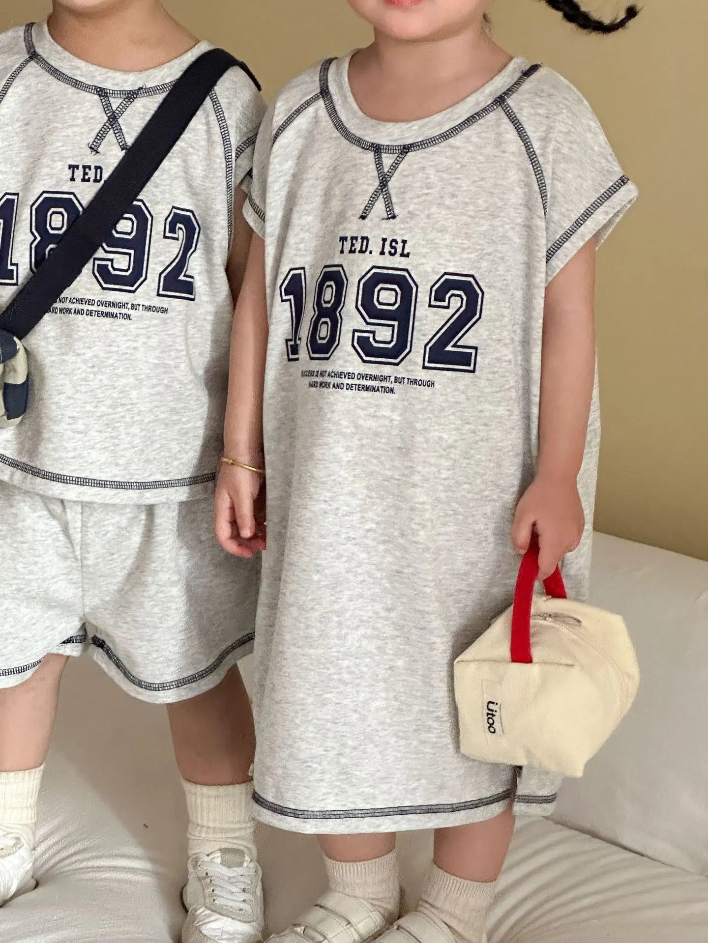 Summer New Children Short Sleeve Clothes Set Boys Letter Print T Shirts 2pcs Suit Girls Vest Dress Kids Brother Sisters Set