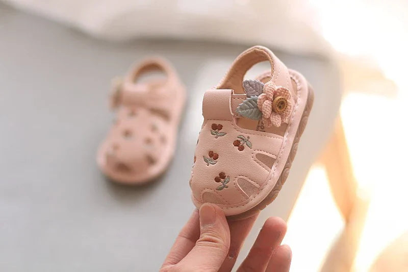 Baby Boys Girls Sandals Summer Baby Wedding Dress Flat Shoes Newborn Crib Shoes First Walkers Prewalkers Shoes