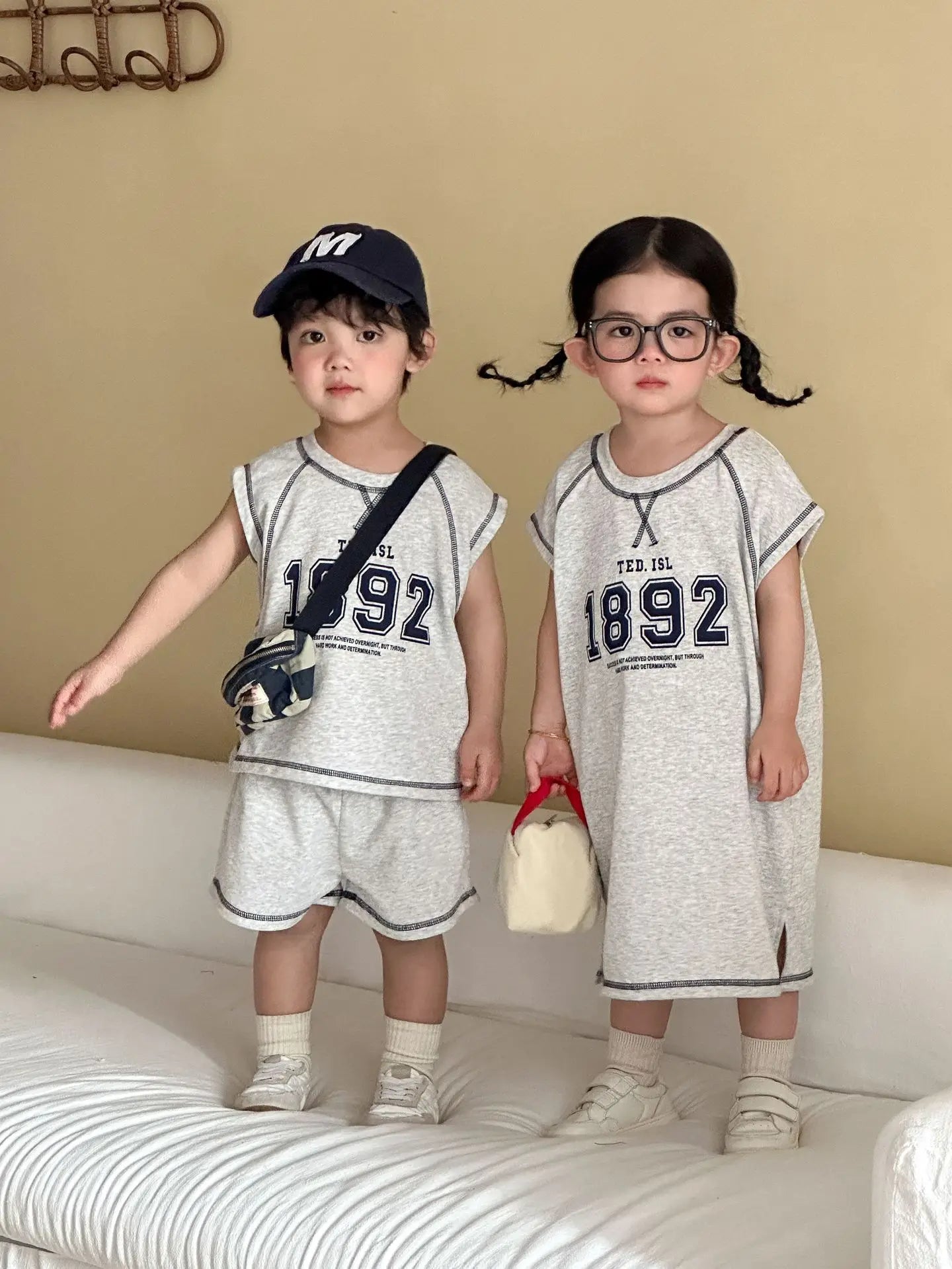Summer New Children Short Sleeve Clothes Set Boys Letter Print T Shirts 2pcs Suit Girls Vest Dress Kids Brother Sisters Set