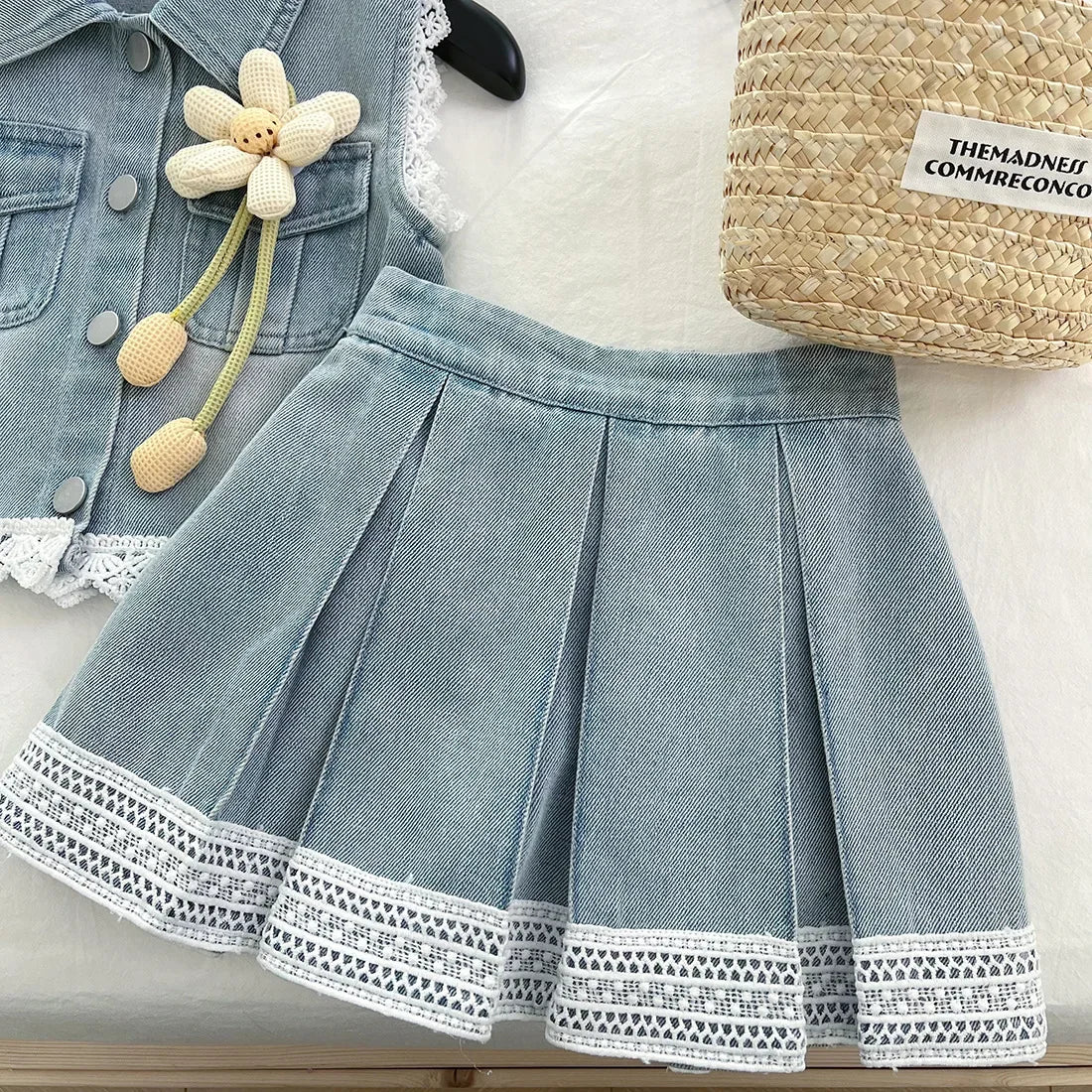New Baby Girl Summer Denim Set, Children's Lace Splicing Top and Skirt Set