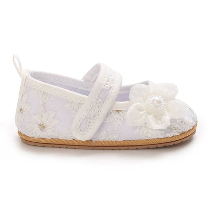 New Baby Shoes Lace Embroidered Shoes Exquisite Princess Shoes Anti Slip Soft Soled Women's Baby Walking Shoes
