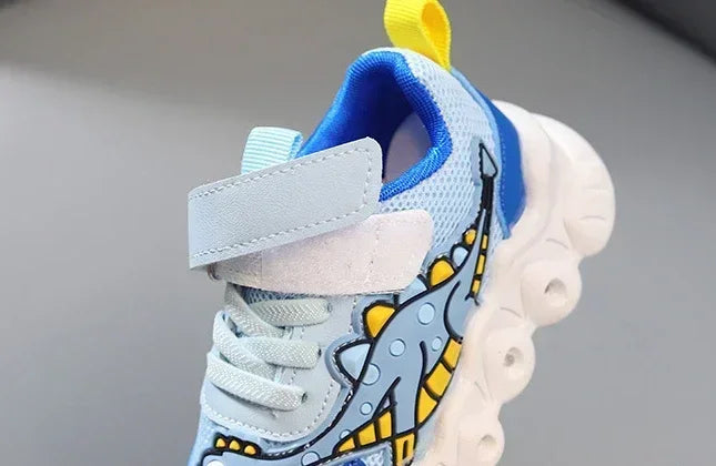 Children Cute Cartoon Boys Casual Sneaker for Children Shoes Girl Mesh Breathable Lighting Shoes Baby Illuminated Shoe