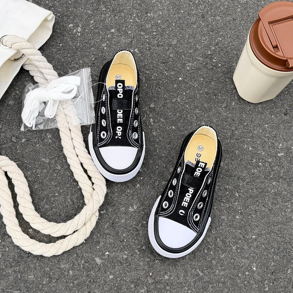 Children's canvas shoes, boys' and girls' board shoes, soft soled breathable Korean board shoes, fashionable sh