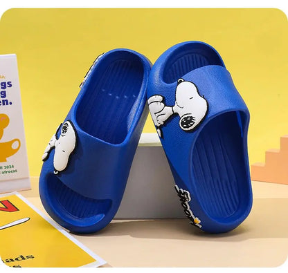 Snoopy Boys and Girls Slippers Cartoon Peripheral Creative Indoor Non-slip Soft Bottom Bathroom Slippers Outer Wear Sandals Gift