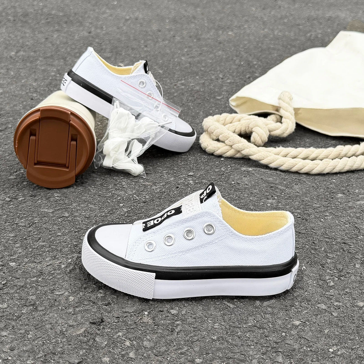 Children's canvas shoes, boys' and girls' board shoes, soft soled breathable Korean board shoes, fashionable sh