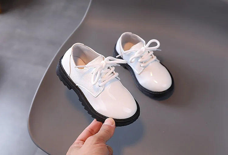 Spring Autumn Kids Shoes Solid Black Children's Fashion Casual Kids Shiny PU Little Boy Leather Shoes Toddler Lace-up Mary Janes