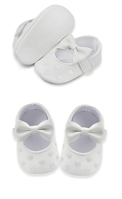 Baby Shoes Classic Dress Cute Bow-knot Heart Anti-slip Soft Sole First Walkers Infant Baby Girls Toddler Shoes 0-18m