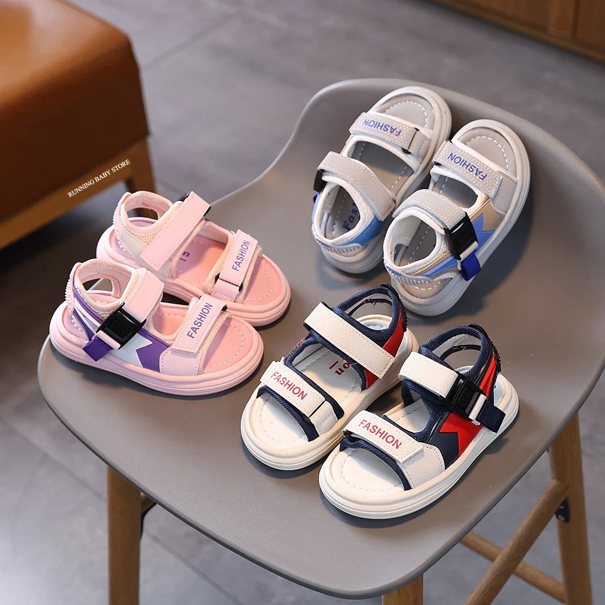 Lightweight Outdoor Sports Sandals Wear-resistant Boy Beach Shoes Non-Slip Sunnmer Fashion Flats Girls Breathable Sandals I05072