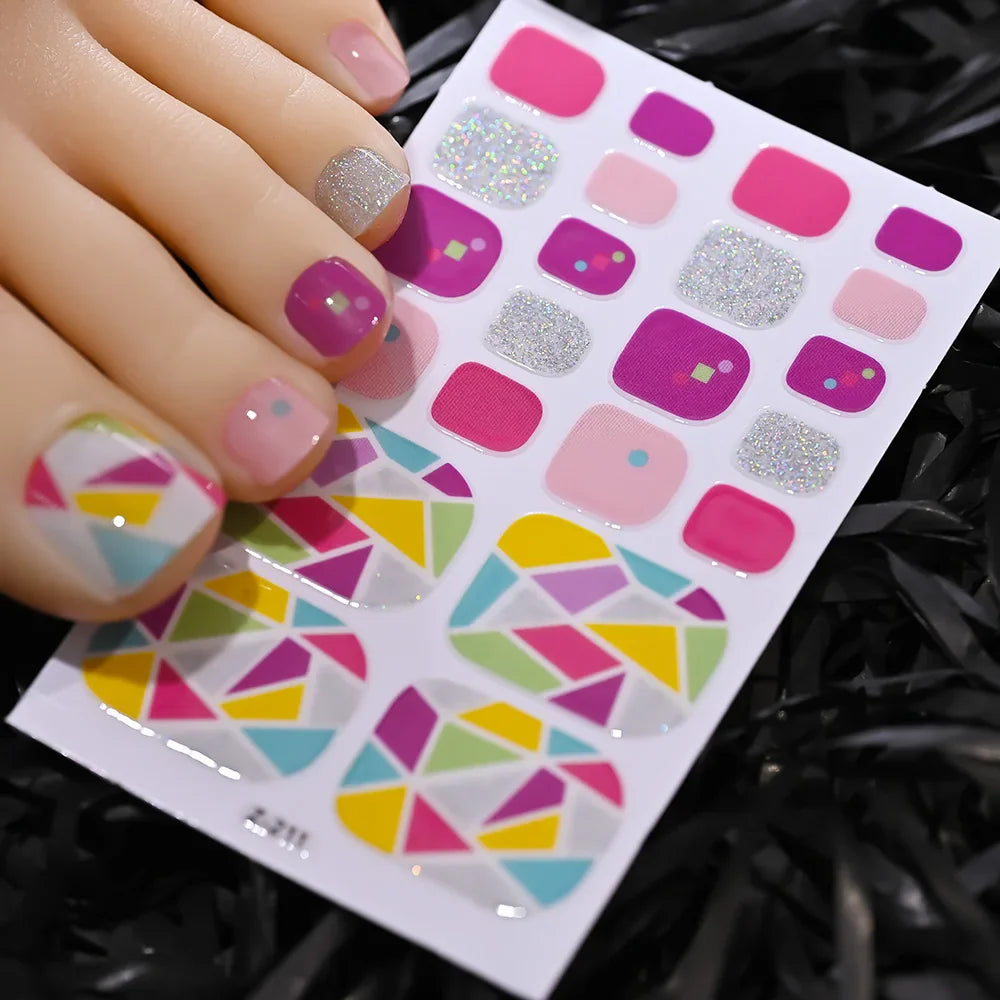 22tips/Sheet Baking Free Daisy Flower Toenail Sticker Full Cover Toe Nail Wraps Glitter Toenail Polish Strips DIY Foot Decals