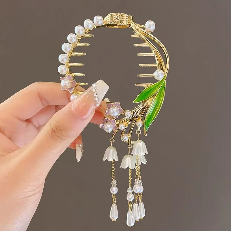 Ladies Butterfly Rhinestone Pearl Metal Hair Claw Round Bun Ponytail Holder