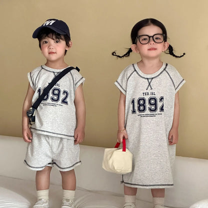 Summer New Children Short Sleeve Clothes Set Boys Letter Print T Shirts 2pcs Suit Girls Vest Dress Kids Brother Sisters Set