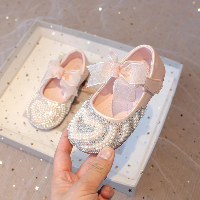 Girls Rhinestone Shoes with Big Heart Pearl Lace Bowtie Fashion Princess Sweet Kids Dress Flats for Wedding Party Chic Elegant