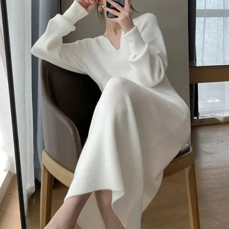 White Women's Dresses  Autumn Winter New V-neck French Style Dresses Vintage Elegant V-neck All-match Fashion Knitted Dress