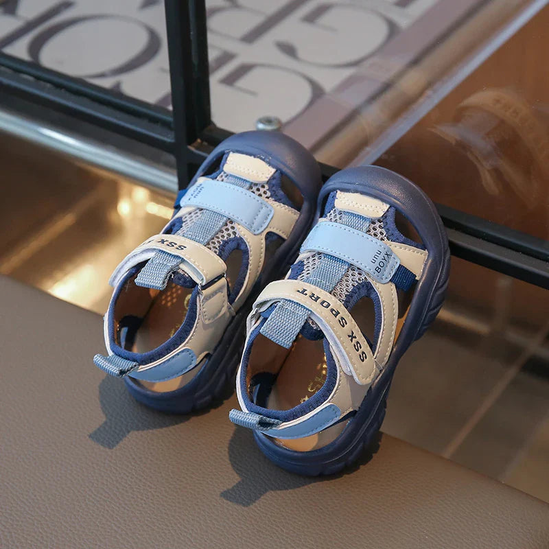 New Children's Sandals Soft Bottom Head Protection Boys and Girls Baby Walking Shoes Korean Style