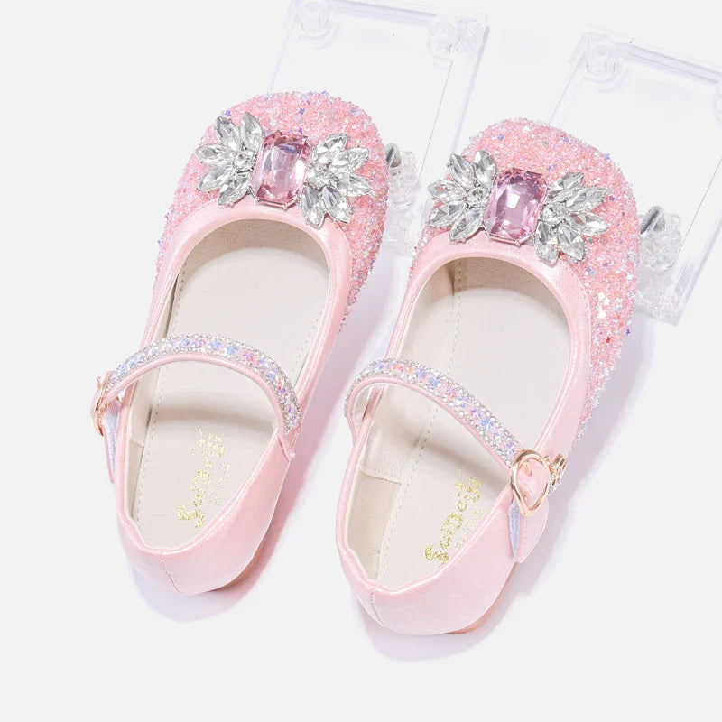 Girl princess shoes in pink and white are suitable for girls' performance dress up, school shoes, children's flower girl perform