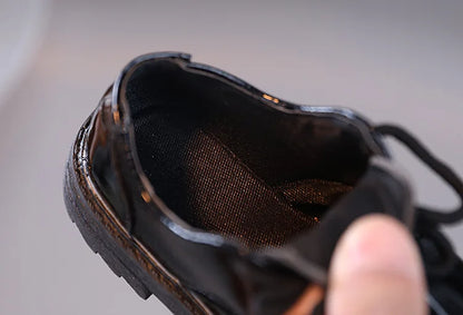 Spring Autumn Kids Shoes Solid Black Children's Fashion Casual Kids Shiny PU Little Boy Leather Shoes Toddler Lace-up Mary Janes