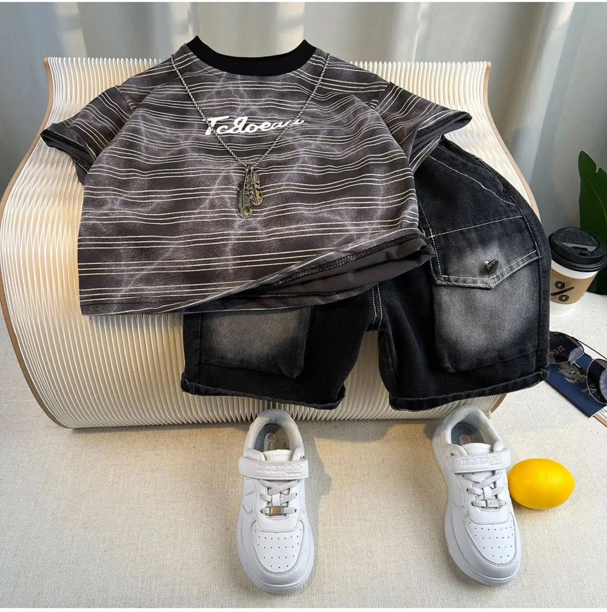 New Boys Fashion Summer Cotton Letter Printing T-shirts+Graffiti Denim Shorts 2pcs Set Kids Korean Outfits Sets Children Clothes
