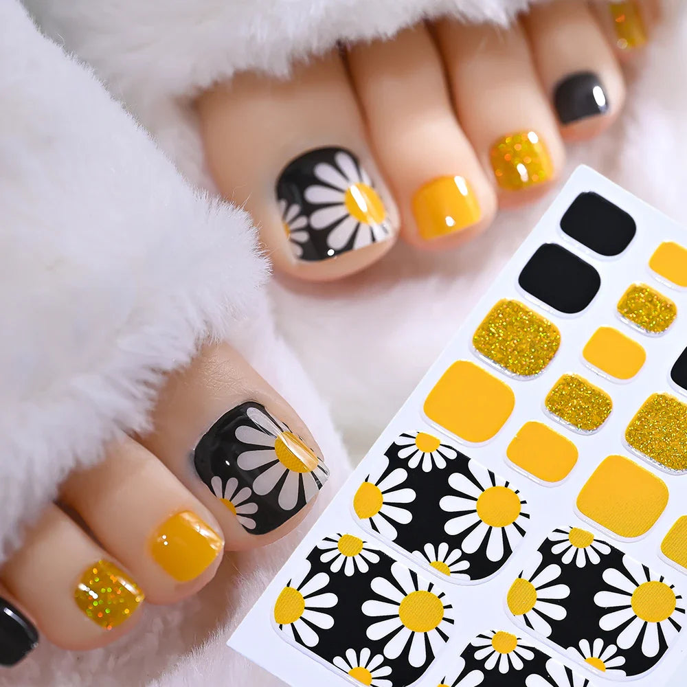 22tips/Sheet Baking Free Daisy Flower Toenail Sticker Full Cover Toe Nail Wraps Glitter Toenail Polish Strips DIY Foot Decals