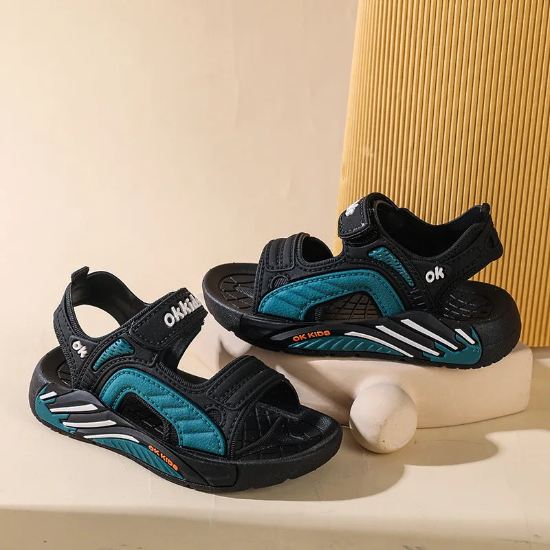 New Children's Shoes Fashionable and Versatile Open toed Beach Shoes Soft soled Comfortable Sports Sandals