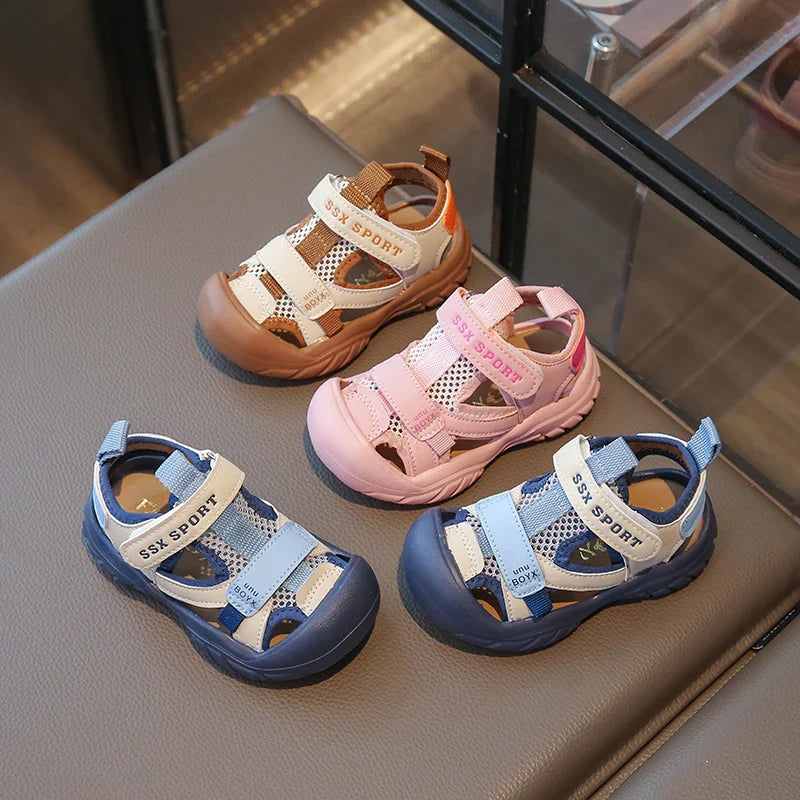 New Children's Sandals Soft Bottom Head Protection Boys and Girls Baby Walking Shoes Korean Style