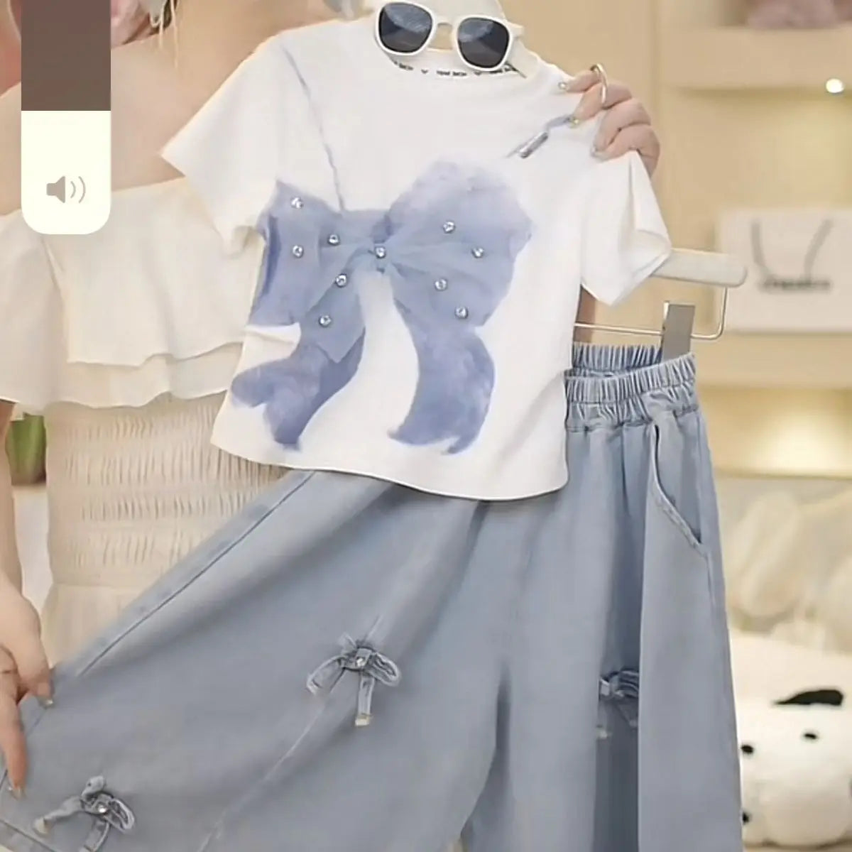 2025 Summer Girls Three-dimensional Bow Round Neck Solid Color Short Sleeve Fashionable Versatile Bow Culottes Two-piece Set