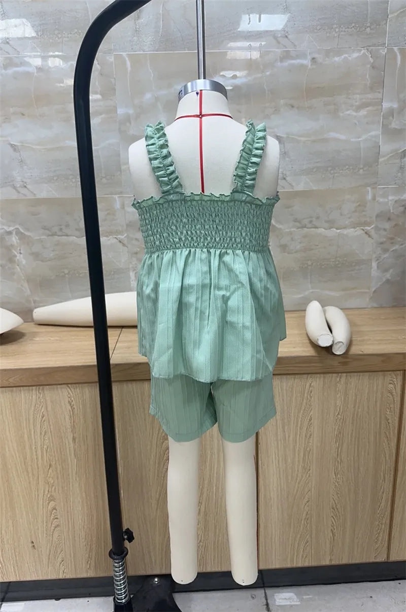 0-4years Baby Girl Summer Outfit 3D Flower Design Ruffled Trim Smocked Sleeveless Tops and Shorts 2 Pcs Set for Toddler girls