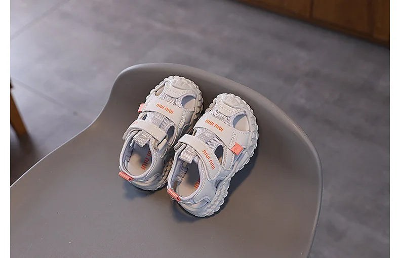 New Kids Sandals Soft Soled Boys Shoe Anti Slip Child Beach Shoes Simple Girl Sports Sandals