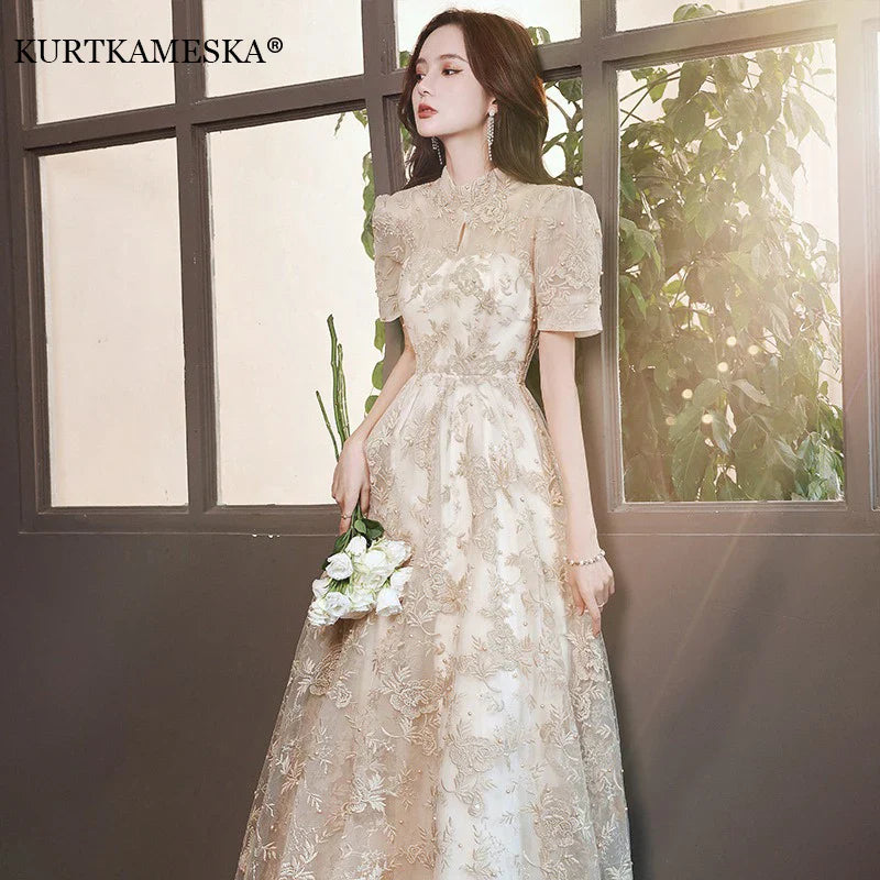 Elegant High Collar Evening Prom Bridesmaid Banquet Party Ball Dress Gown Short Sleeve Flower Embroidery Appliques Formal Dress